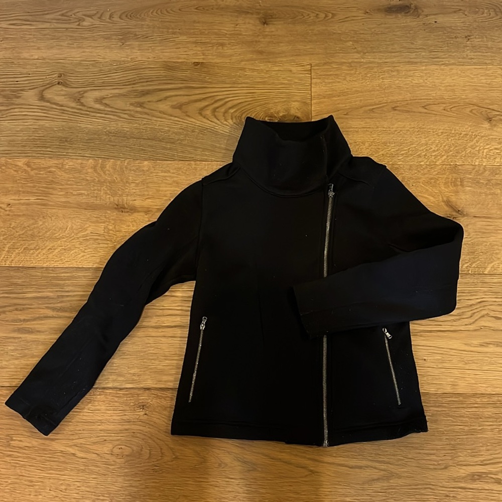 Active zip up high neck.